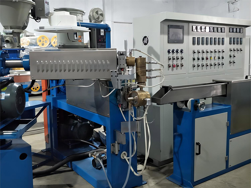 Building Wires Insulation Extrusion Line01 (3)